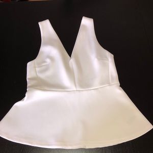 ✨ White peplum top from Dynamite ✨